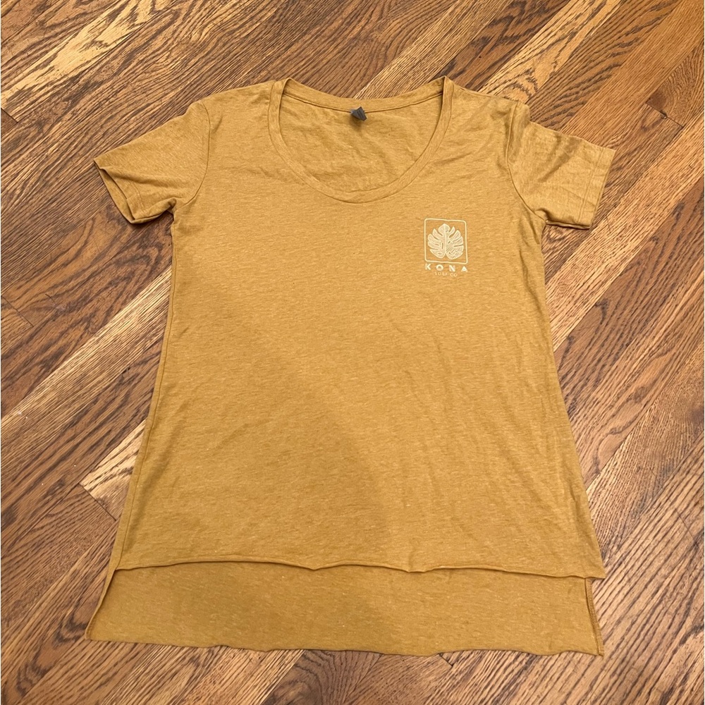 Small Kona Surf tshirt